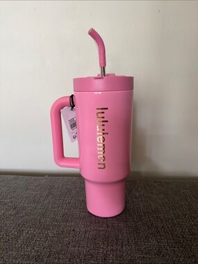 Lululemon athletic Insulate Tumbler Mug and Handle 40 oz Candy Cloud